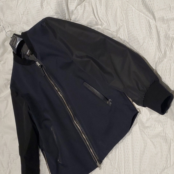 Mackage bomber style jacket size 42 Large - Picture 4 of 9